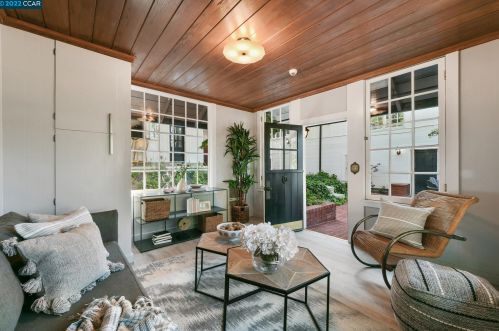 31 Ridge Park Ln, Concord CA 94518-1451 exterior