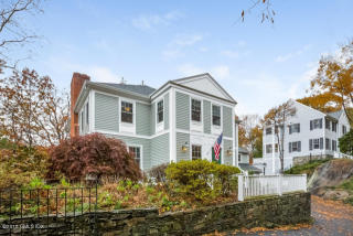 82 Indian Harbor Dr, Greenwich, CT 06830-7148