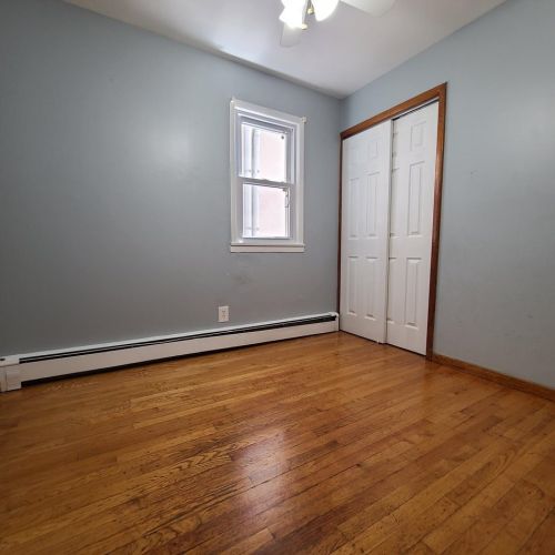 146 St, Union City NJ 07087-4747 exterior