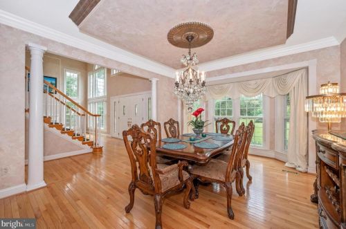 17531 Applewood Pl, Rockville MD 20855-1559 exterior