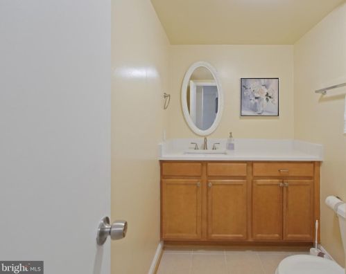 1653 Hugo Cir, Silver Spring MD  20906-5922 exterior