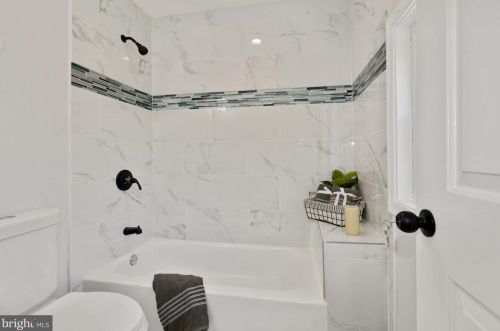 5020 Hanna Pl, Washington DC  20019-5818 exterior