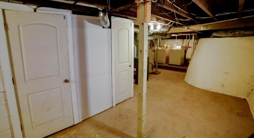 1306 Buffalo Ave, Grand Rapids MI 49505-5003 exterior