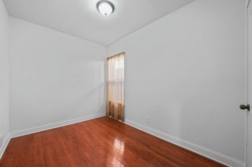 2102 71st St, Chicago IL  60649-2104 exterior