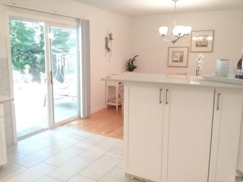 54 Franklin Ave, Derby CT 06418-2227 exterior