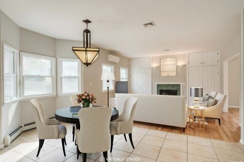 10 Buttonwood Dr, Huntington Station NY 11746-4803 exterior