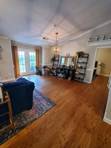 1383 Keys Crossing Dr, Atlanta GA  30319-4043 exterior