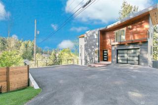 17859 24 Pl, Seattle WA  98155-4004 exterior