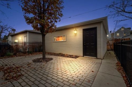 4844 Seeley Ave, Chicago IL 60609-1148 exterior