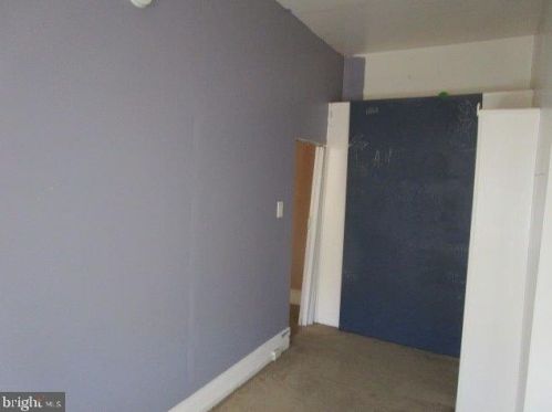 1729 Ellsworth St, Philadelphia PA 19146-2825 exterior