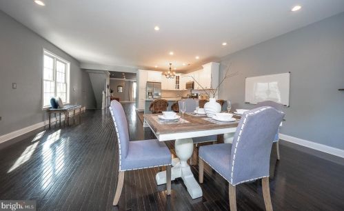 328 Lemonte St, Philadelphia PA 19128-4520 exterior