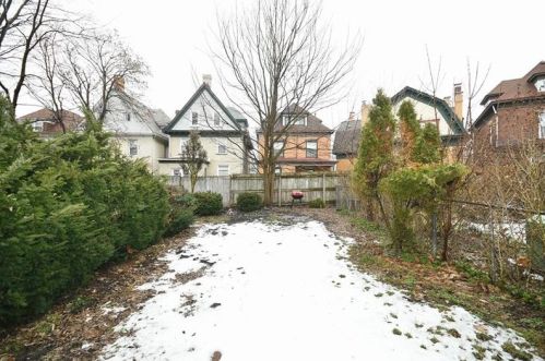 411 Kambach St, Pittsburgh PA 15211-2112 exterior