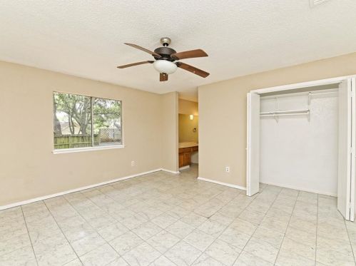 8903 Curlew Dr, Austin TX 78748-5129 exterior