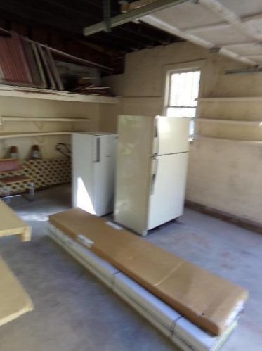 1416 Bank St, Kalamazoo MI 49001-2906 exterior