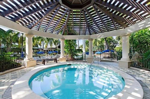 3755 Montreux Ln, Naples FL 34114-6483 exterior