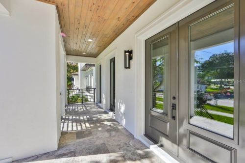 4001 Inman Ave, Tampa, FL 33609-4442