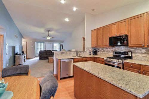 8466 Marshall Pl, Gary IN 46410-5697 exterior