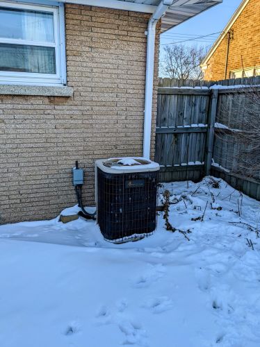 1417 21 St, Manitowoc WI 54220-2512 exterior