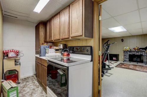 7911 Leroy Ave, Milwaukee WI 53220-2830 exterior