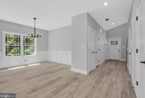 393 Hoover Ave, Berkeley Township NJ 08721-2866 exterior