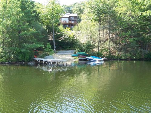 84 Lakeview Dr, Nottingham NH  03290-4929 exterior