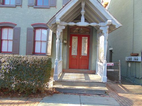 6 Grand St, Poughkeepsie, NY 12601-3009