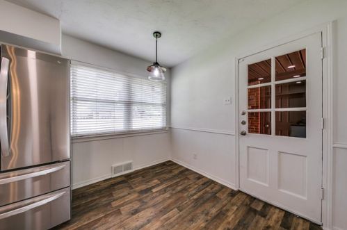 9930 Cloister Dr, Dallas TX 75228-3617 exterior