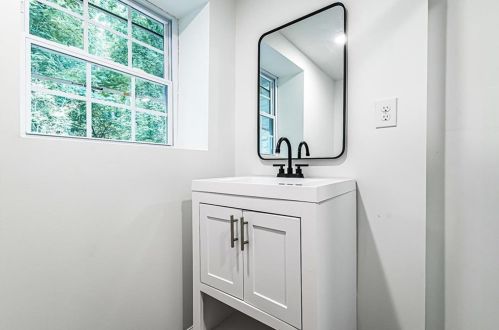 2074 Montrose Dr, Atlanta GA  30344-2355 exterior