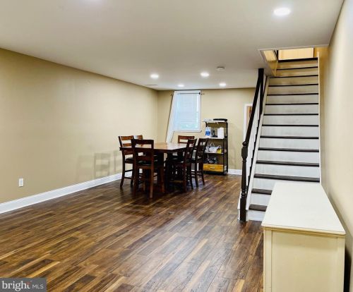 1266 Mechanic St, Camden, NJ 08104-1222