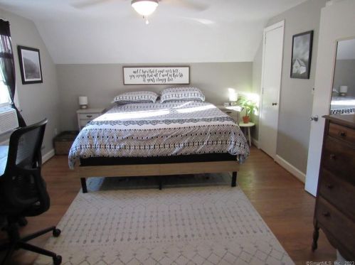 32 Chapel St, Torrington CT 06790-2910 exterior