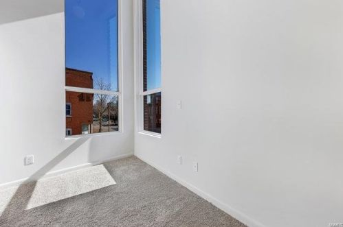 2867 Indiana Ave, Saint Louis MO 63118-2506 exterior