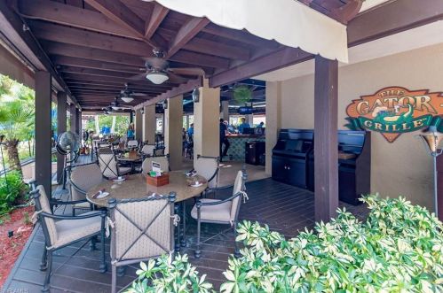 7638 Mulberry Ln, Naples FL 34114-9439 exterior