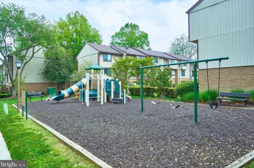 1658 Westwind Way, Mc Lean VA 22102-1603 exterior