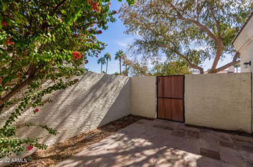 2100 Lemon Tree Pl, Chandler AZ 85224-2511 exterior