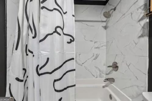 2891 Alexandria Dr, Atlanta GA  30331-5324 exterior