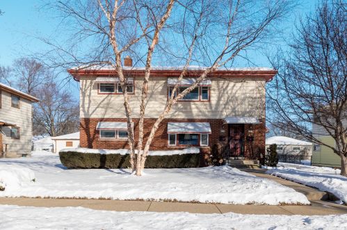 8236 Grantosa Dr, Milwaukee WI 53218-3628 exterior