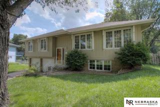 4710 99th Cir, Omaha NE  68127-2004 exterior