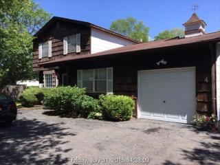 143 Blake Ave, Bohemia, NY 11716-3418