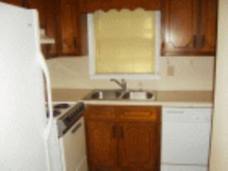 3026 Sarah Lou Dr, Lithonia GA  30078-3178 exterior