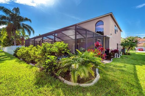 11322 Glenmont Dr, Tampa FL 33635-1533 exterior