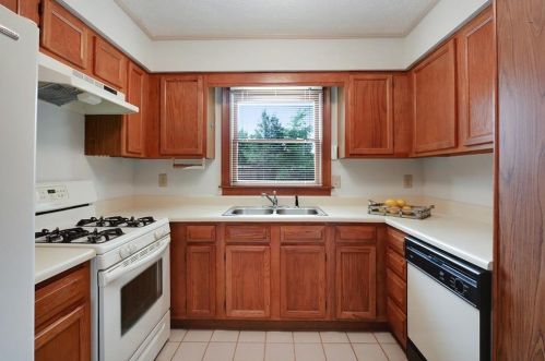 6150 Winfield Ct, Tucker GA  30084-1831 exterior