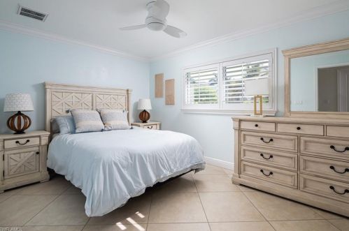 143 Mahogany Dr, Naples FL exterior