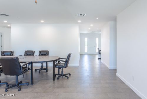 3128 Desert Cove Ave, Phoenix AZ  85029-4203 exterior