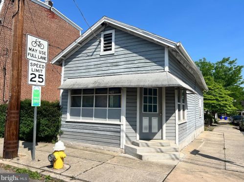 304 Evans St, Pottstown PA  19464-5316 exterior