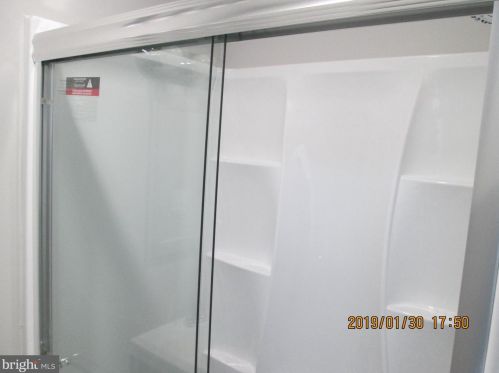 2248 18 St, Philadelphia PA 19140-1014 exterior