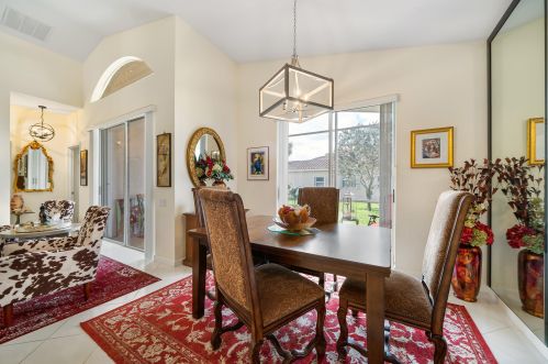 426 Springview Loop, Fort Pierce FL  34986-2663 exterior