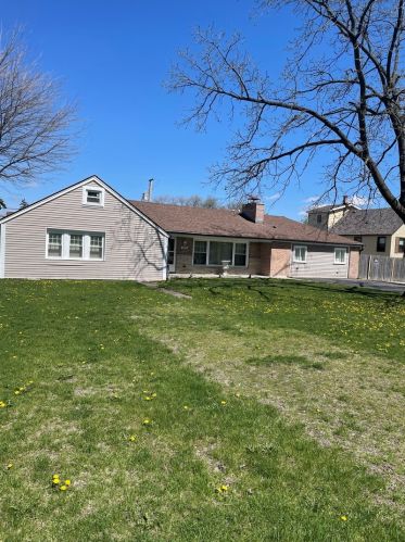 7116 74th St, Chicago, IL 60638-5927