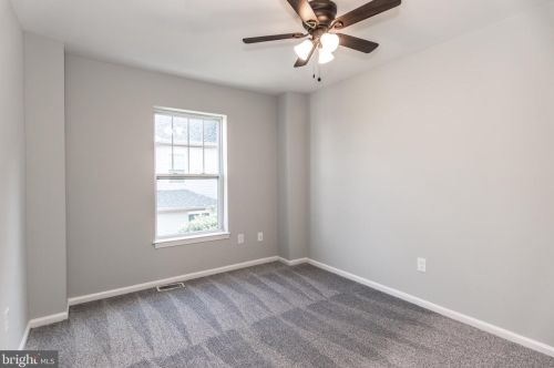 1915 Franklin St, Philadelphia PA 19122-2015 exterior