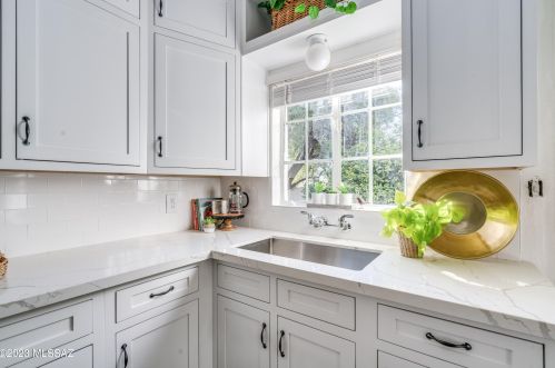 2622 6 St, Tucson AZ 85716-4852 exterior