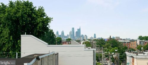 2201 Cumberland St, Philadelphia PA 19125-2203 exterior